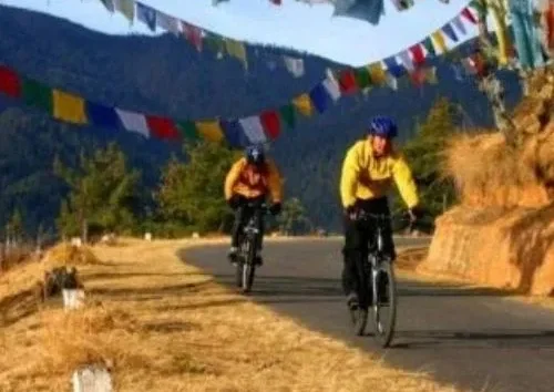 Bike on Rent in Bir Billing